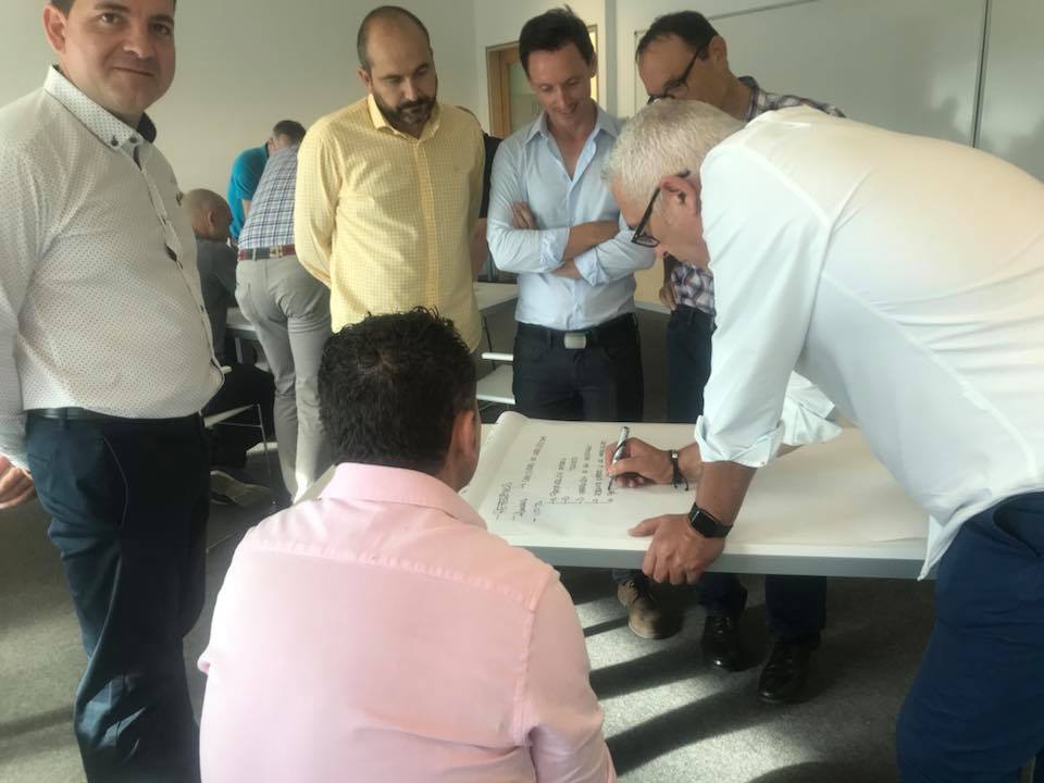 Excelencia Comercial para Alvic